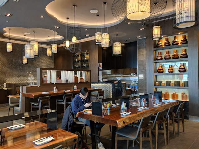 Kwan Dim Sum Express At STC