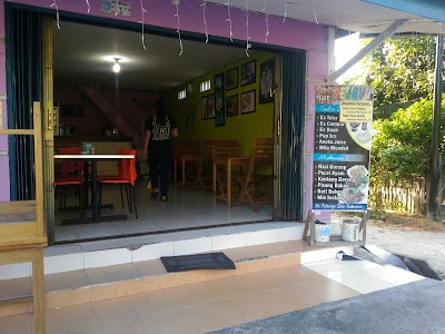 Photos of DEJAVU