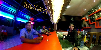Photos of MIN FAMILY KARAOKE