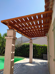 Photo n°29 de Clg Charpentier / Couvreur / Zingueur - 34 - à Montpellier (Menuisier)