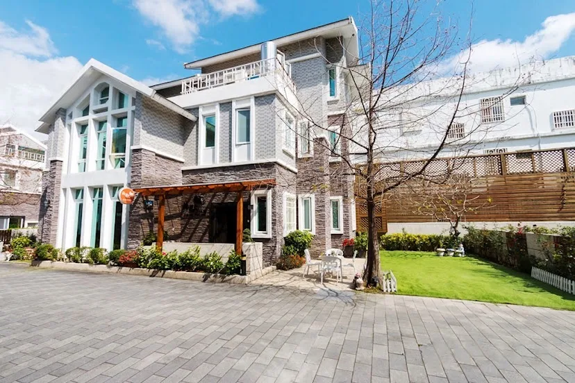 N-Europe Guesthouse