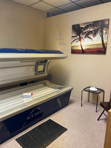 Color Me Bronze 24/7 Tanning Salon Gallery - United States