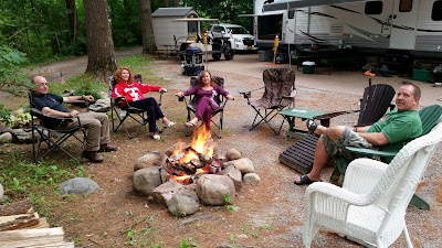 Warrensburg Travel Park - Camping near Lake George