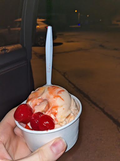 Pinky's Scoop Shack - Thumbnail