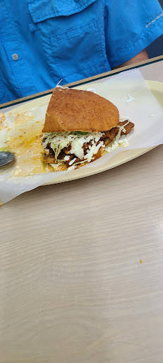 La Perrona - Visual