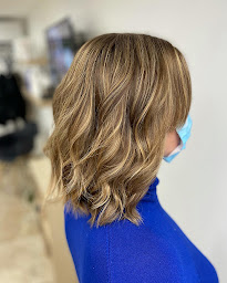 Photo n°11 de Marine Coiffure à Bédarrides (Salon de coiffure)