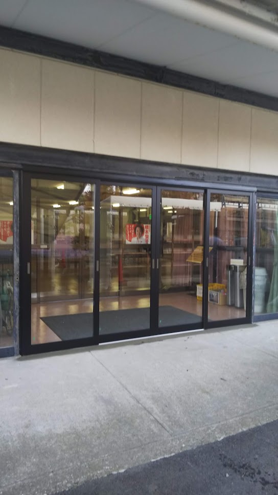 杉本ガラスサッシ