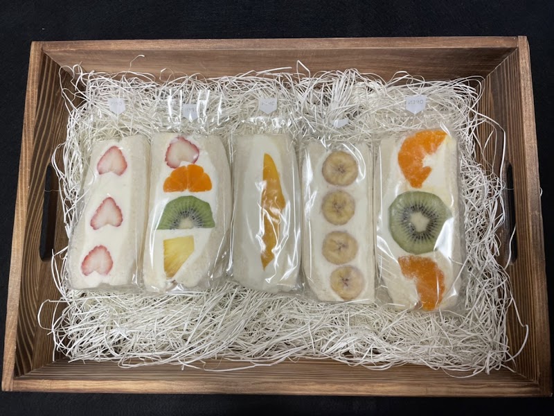 フルーツサンド 果物語