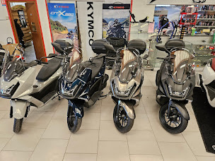 Photo n°8 de AUBERGIER MOTOS à Le Quesnoy (Concessionnaire de motos d'occasion)