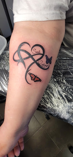 Divine Lines Body Art Studio Gallery - United States