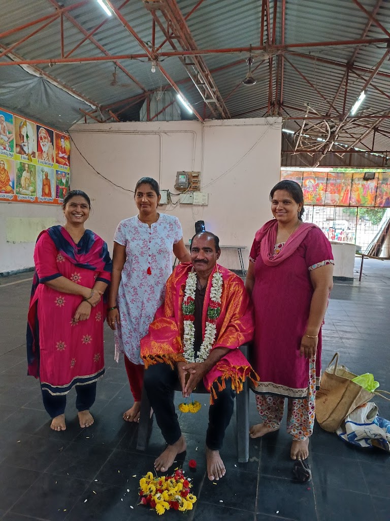 Sri Saraswathi Dhyana Yoga