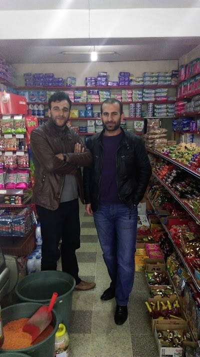 Photos of U&ccedil;ar Market