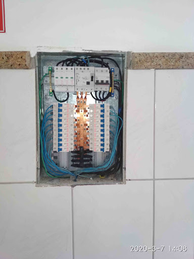 BRUNO ELETRICISTA EM TEIXEIRA DE FREITAS