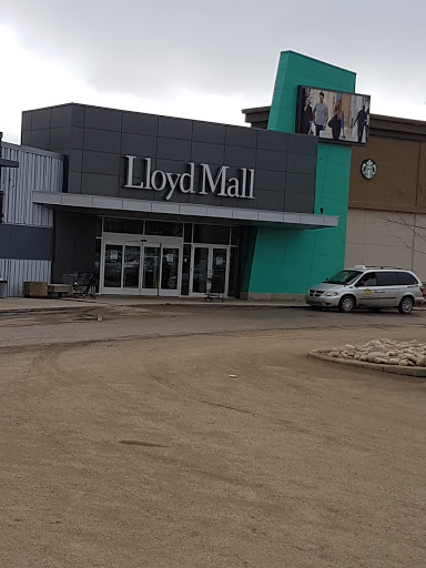 Lloyd Mall - Visual