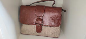 Photo n°3 de L'EMPREINTE DE LAETITIA à La Clayette (Magasin de maroquinerie)