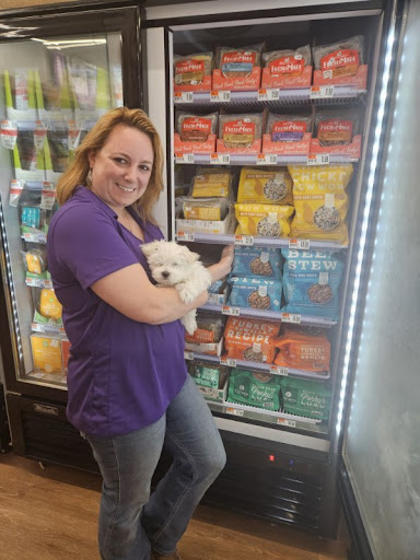 Wag N' Wash Natural Pet Food & Grooming