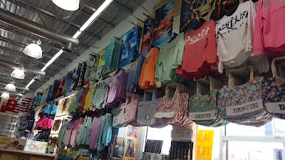 Photos of Alvin's Island - Destin, Florida #750