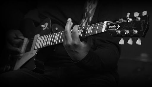 Serkan Serpen Gitar Piyano Kursu