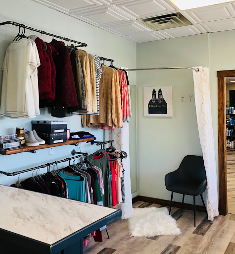 Silhouettes salon and spa Gallery - United States