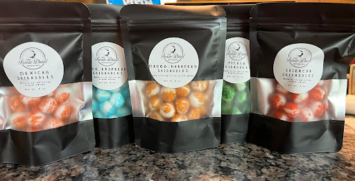 OMG Freeze Dried Treats and Sweets Logo