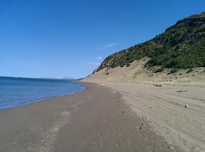 Thrown Sand