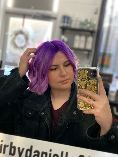 Mirror Mirror Beauty Salon & Spa - Thumbnail