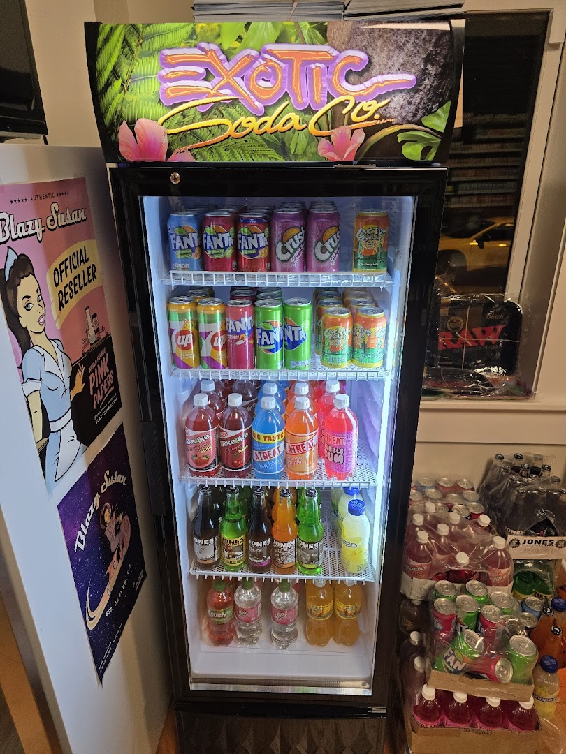 Urban Glass Smoke Shop photo 2