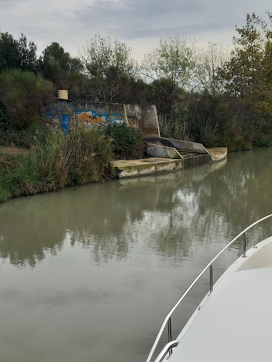 Source de la Rigole dans le Canal
