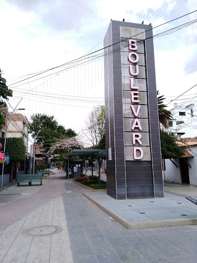 Photos of Monumento Blvrd