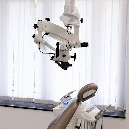 Photo n°4 de Docteur Sofia Dubois | Endodontiste Paris à Paris (Dentiste)