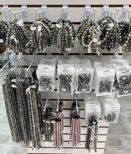 Schwartz & Aloha Pearls - Thumbnail
