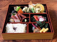 割烹弁当宅配 魚よし