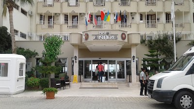 Photos of Anitas