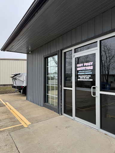 Easy Peasy Outfitters