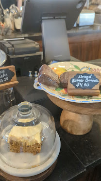 Five Points Bakery by null
