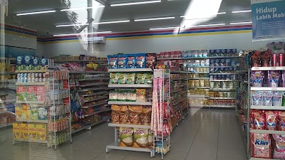 Photos of Indomaret Babakan
