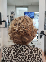 Photo n°17 de Salon Jeanna - Coiffeur et coloriste à La Rochelle (Salon de coiffure)