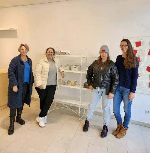 Winter Pop-up Store Logo