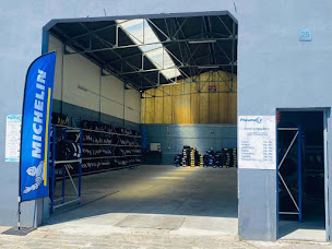 Photo n°1 de Pneumacy à Asnières-sur-Seine (Magasin de pneus)