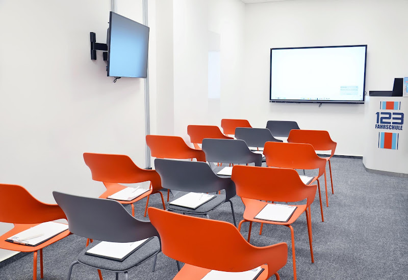 123 FAHRSCHULE Köln-Südstadt Foto 2