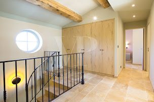 Photo n°32 de Von Peerc Immobilier à Saint-Rémy-de-Provence (Agence immobilière)