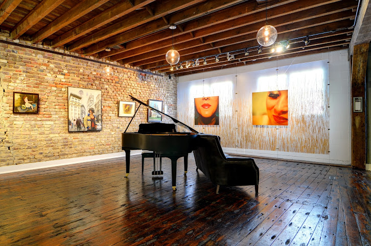 Robert Lange Studios Art Gallery by null