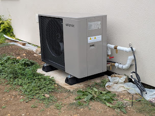 Photo n°9 de Airo - Installateur de Pompes à Chaleur à Mareil-le-Guyon (Fournisseur de chauffe-eau solaires)