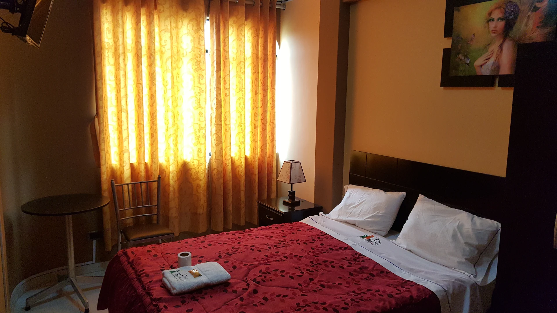 City Hostal