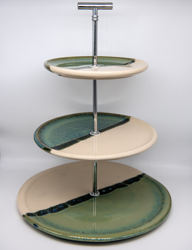 CH Pottery - Thumbnail