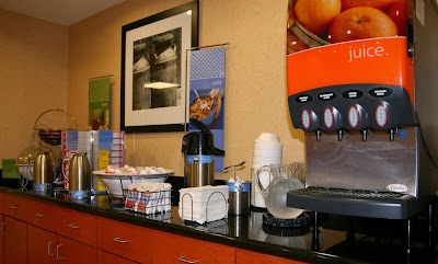 Photos of Hampton Inn Belle Vernon
