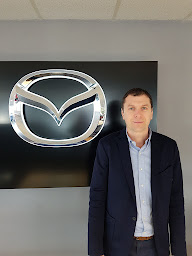 Photo n°9 de Mazda Laval – SARL Autos Sélection à Laval (Vendeur de voitures d'occasion)