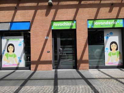 Lavachicca lavanderia self service e stireria