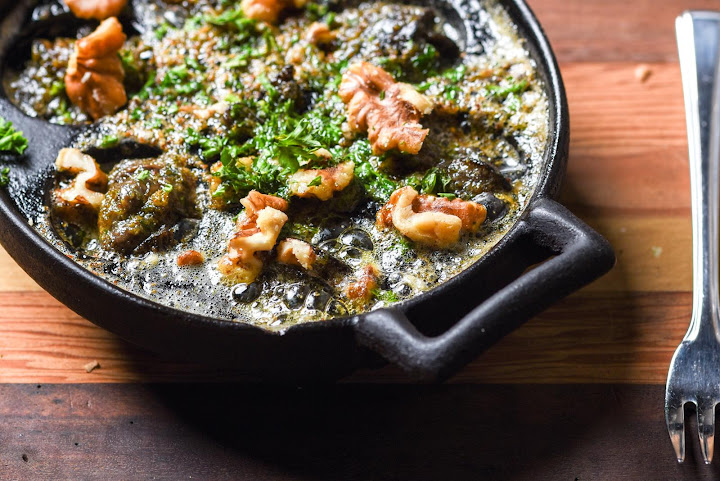 Delicatessen Kitchen & Bar by null