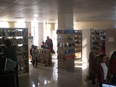 Sakarya İl Halk Kütüphanesi